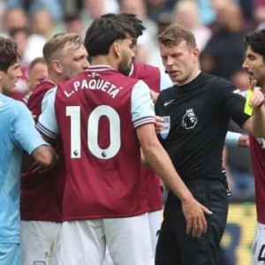 半岛体育官网-超长VAR造超长比赛 无碍英超争五悬念持续到最后